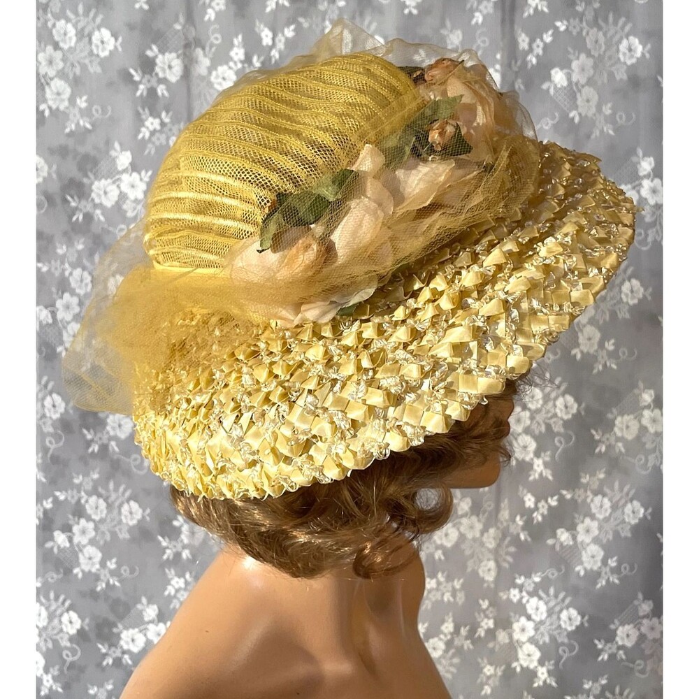 Vintage 70s Yellow Straw Floral Wide Brim Hat Tulle Veil Cottagecore Roses
